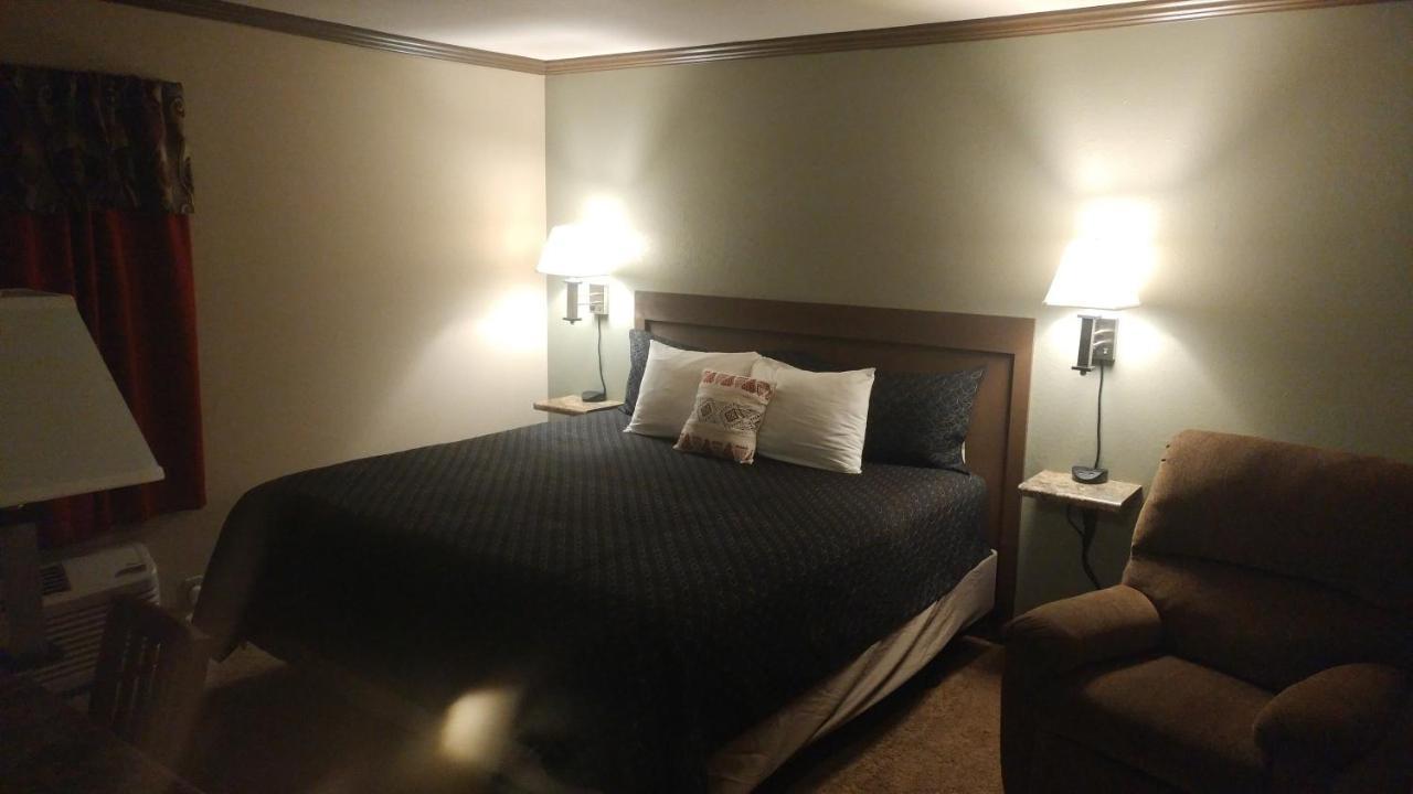 Sagebrush Inn & Suites Broadus Kültér fotó